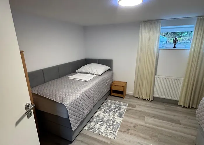 Neu Renoviertes 3 4 Boxspringbetten Moderne Kueche Und Vieles Mehr * Lohne (North Rhine-Westphalia)