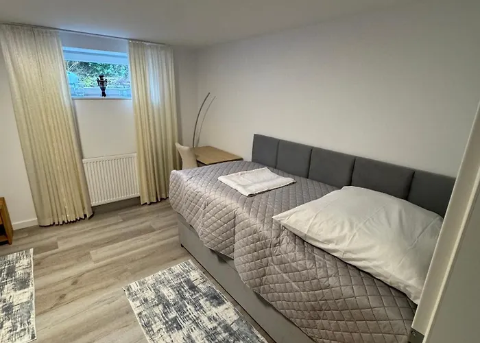 Neu Renoviertes 3 4 Boxspringbetten Moderne Kueche Und Vieles Mehr Privat bolig Lohne (North Rhine-Westphalia)