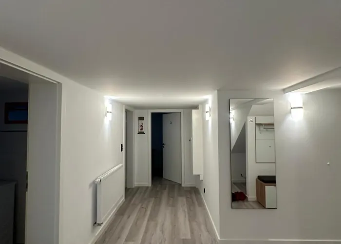 Privat bolig Neu Renoviertes 3 4 Boxspringbetten Moderne Kueche Und Vieles Mehr *